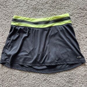 Champion Tennis Skirt. women’s small.